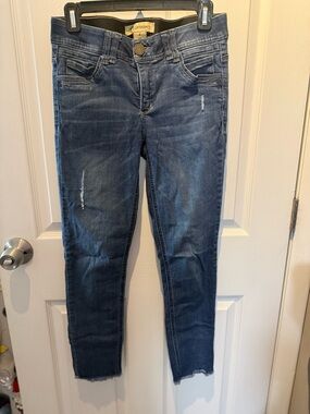 Democracy Womens Size 4 Ab Technology Skinny Jeans Dark/Med Wash Frayed Hem